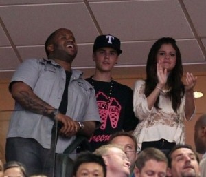 Justin och Selena på NBA-spelen