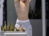 justin-bieber-bar-overkropp-02-200x150