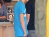 justin bieber shops 030811