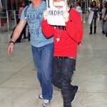 Bieber anländer till flygplatsen i Madrid!