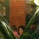 Justin Bieber och Selena Gomez äter middag i Indonesien