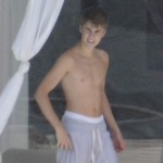 Justin Bieber bar överkropp
