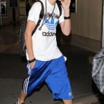 Bieber anländer till Los Angeles flygplats