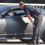 Bild på när Justin Bieber stoppades av polisen i sin Batmobile