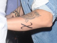 Biebers tatuering: X